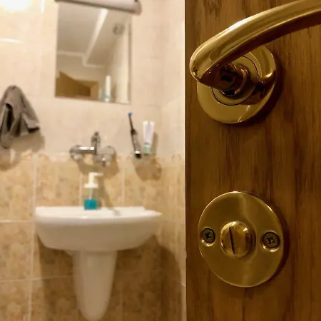 Apartament 8.2 *