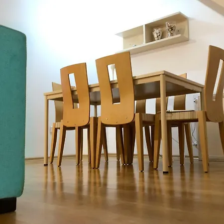Apartment 8.2